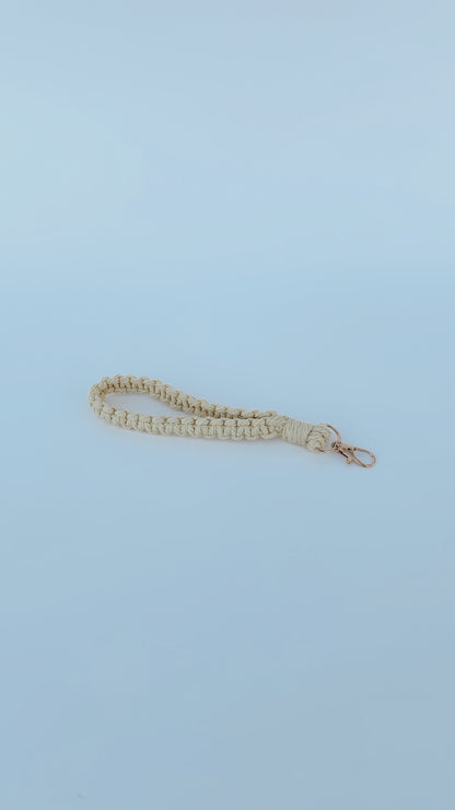 Macrame Wristlet - Soft Yellow